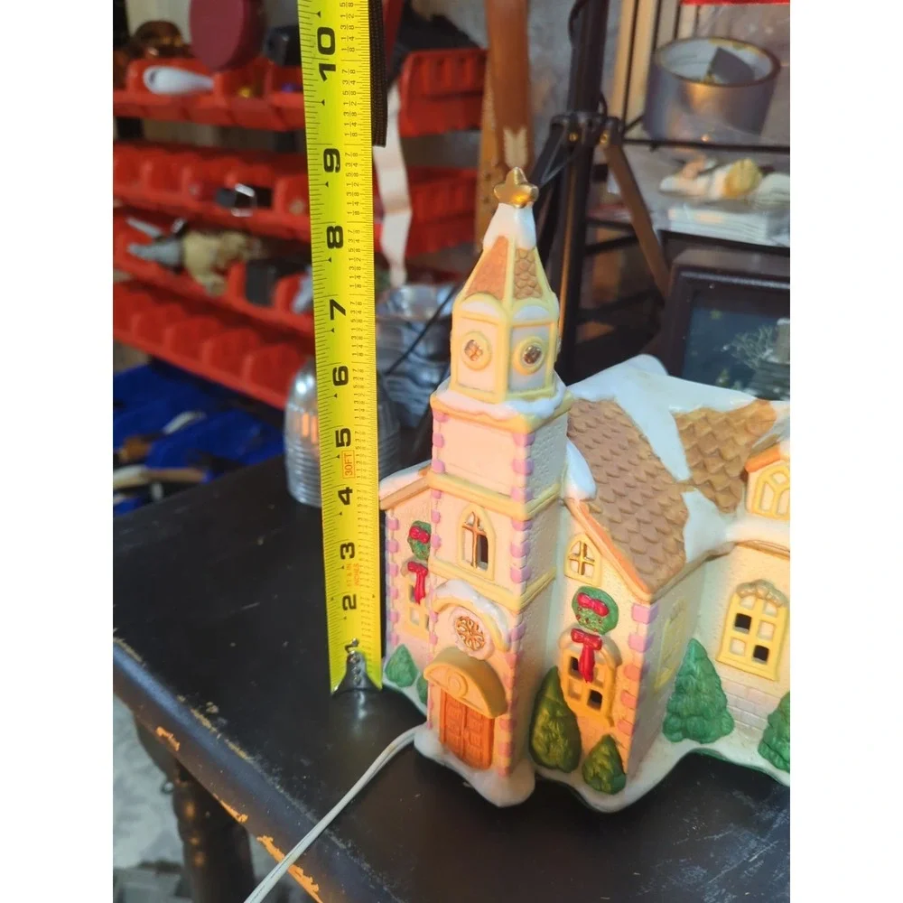 House of Lloyd Village Church Christmas Around World Lighted Collection  542082